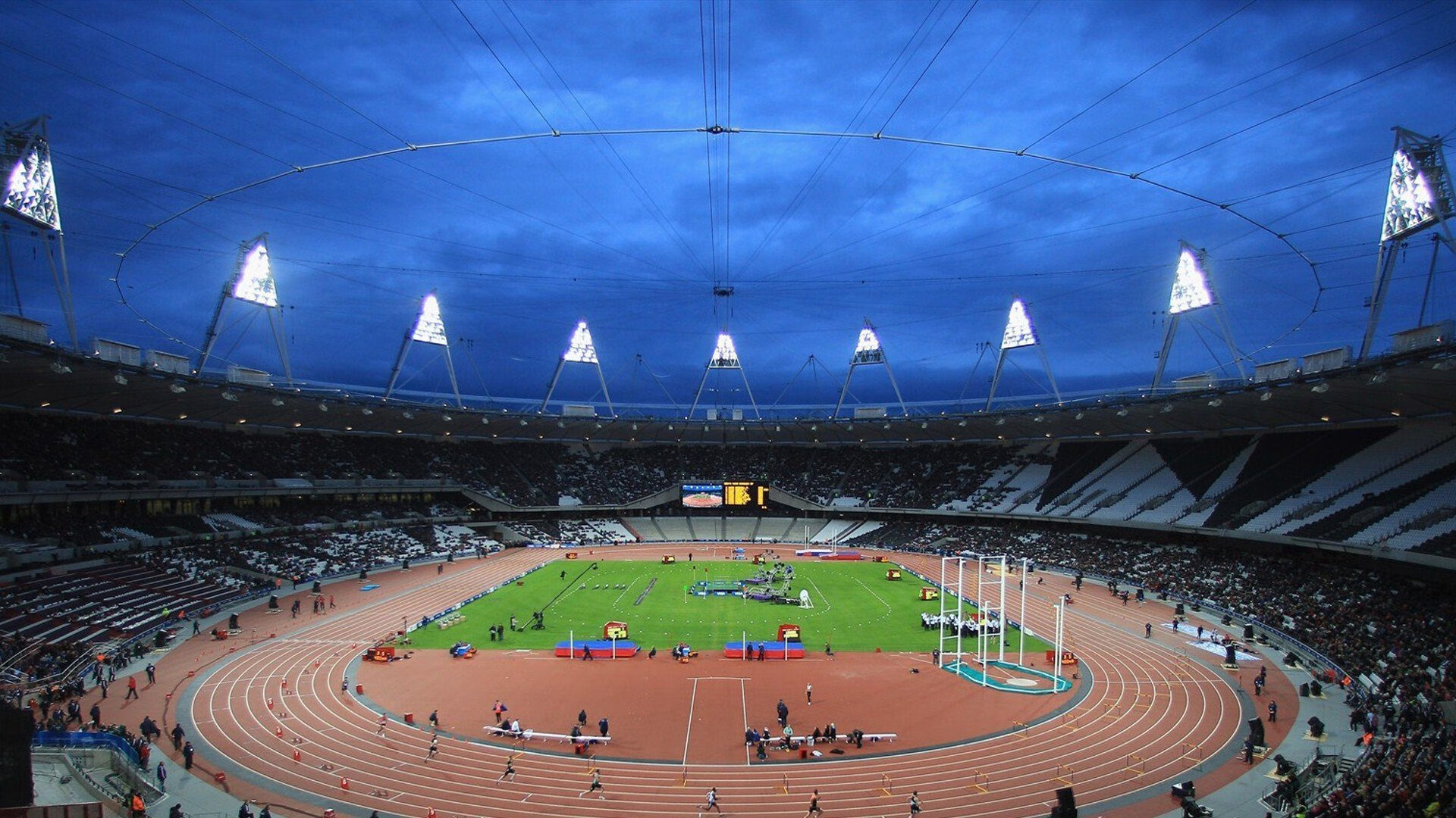 2026世界杯,乌拉圭钢铁洪流碾碎秘鲁,C罗传奇闪耀北美之巅
